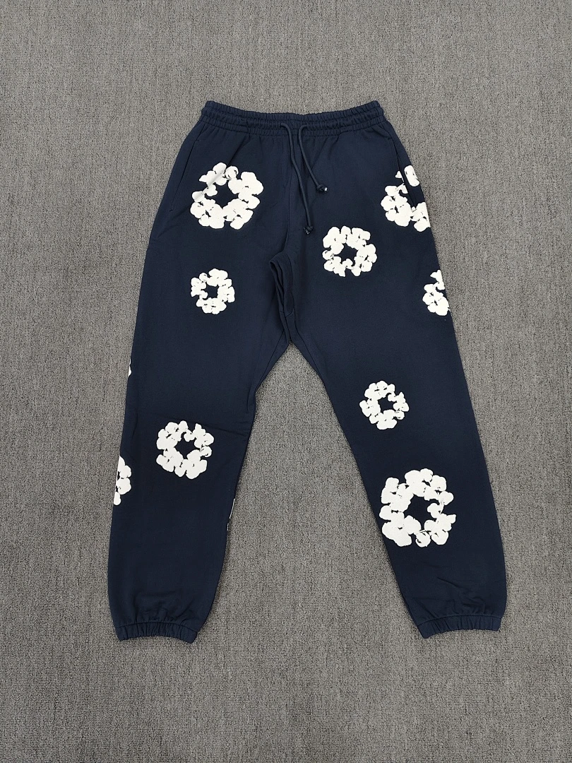Denim Tears Cotton Wreath Sweatpants – Navy — size M