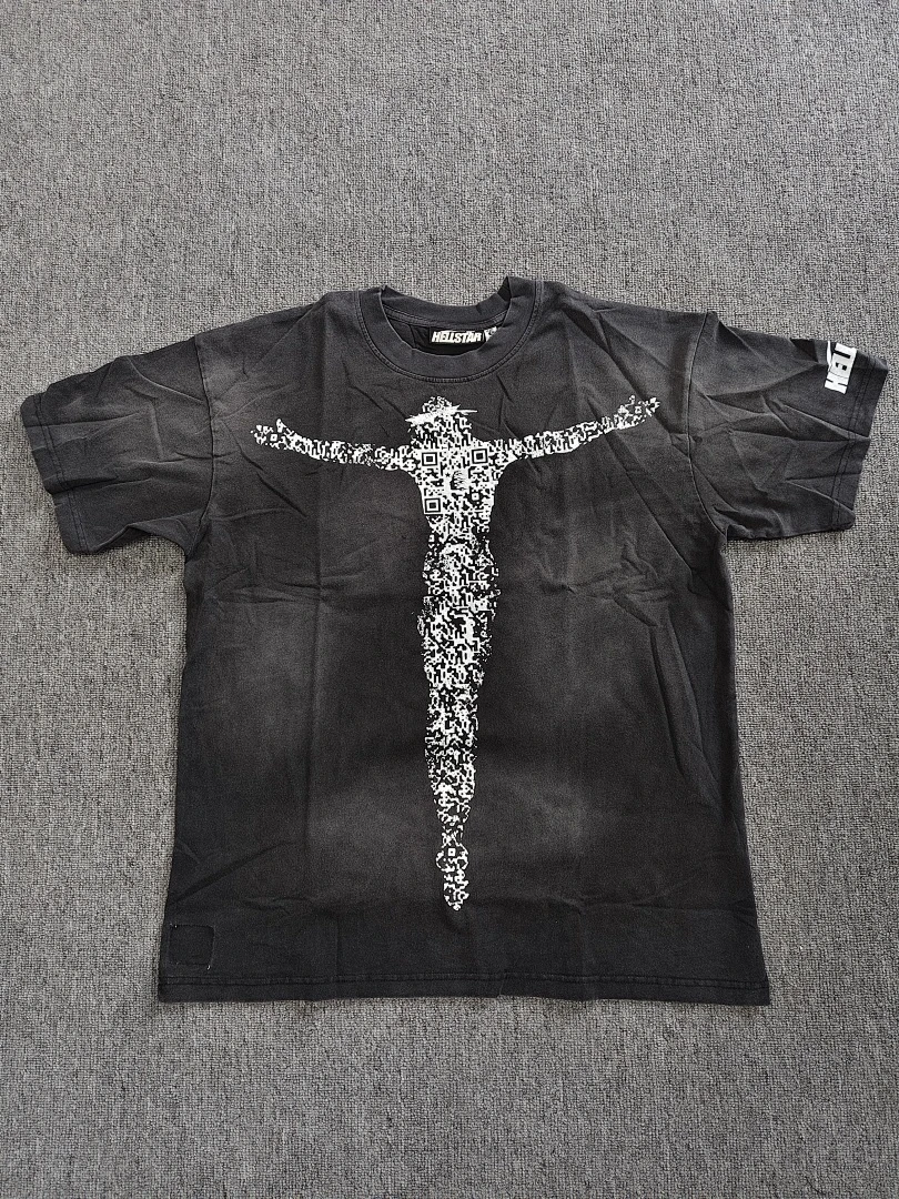 Hellstar Studios Rhinestone Cross Washed Tee – Black — size S